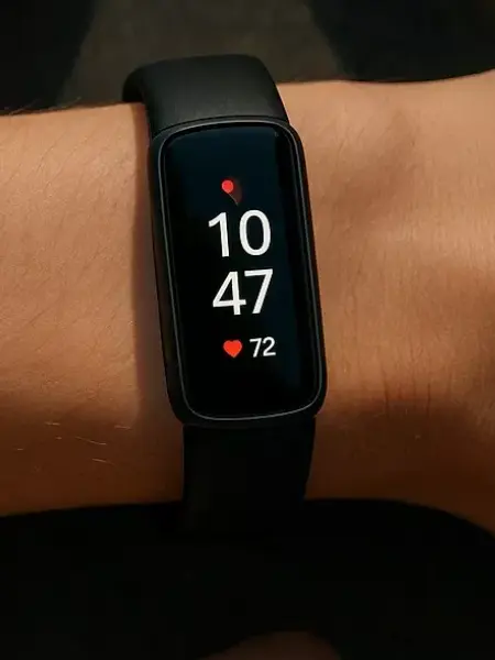 Health Tracker Band mit Aktivitätsanzeige